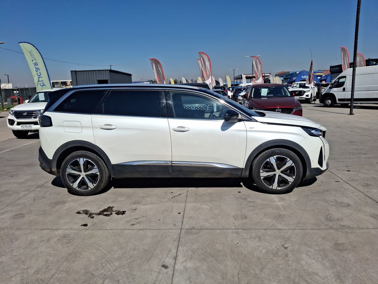 Peugeot 5008 1.5 Gt Bluehdi 130 4x2 Eat8 5p 2023 - Imagen 8 de 8