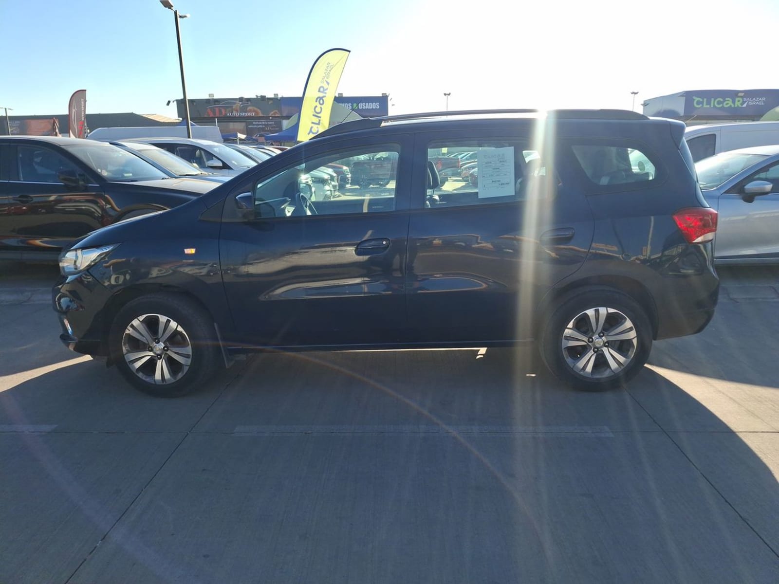 Chevrolet Spin 1.8 Ltz 4x2 Mt 5p 2019 - Imagen 4 de 8