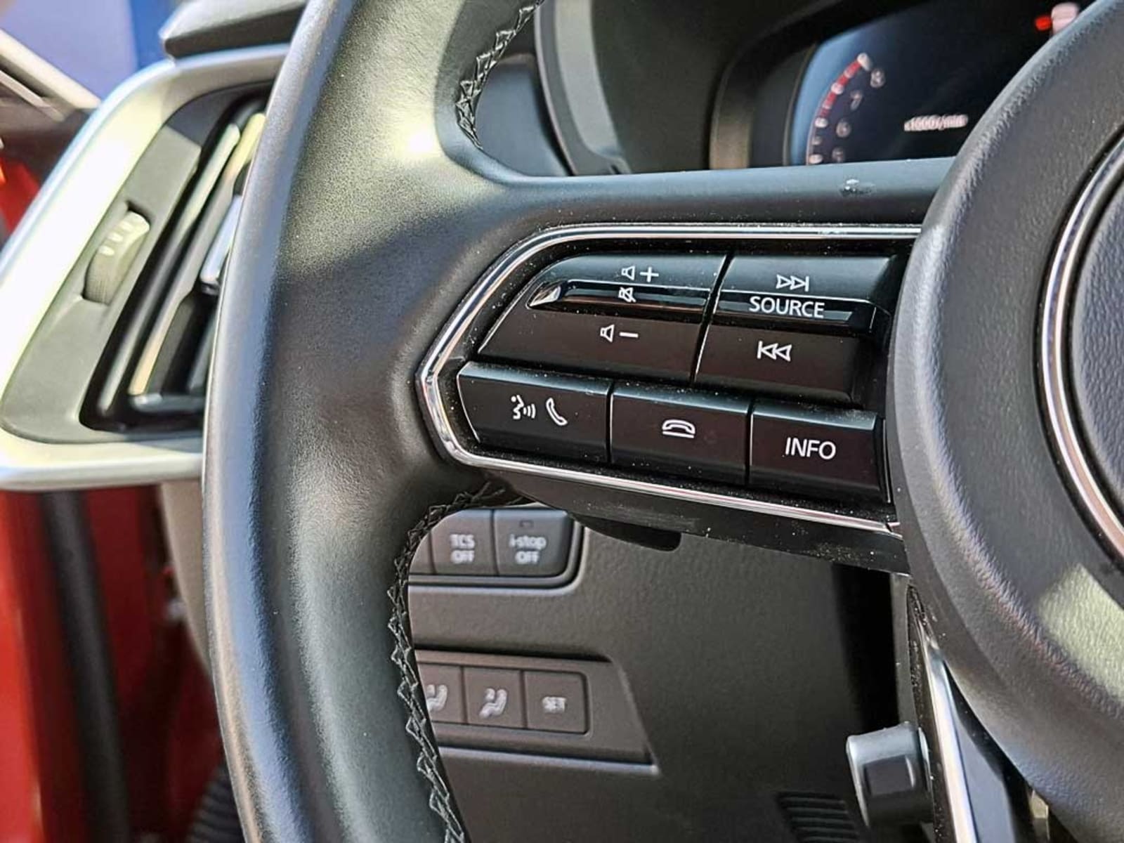 MAZDA CX-60 (IN) 3.3 PREMIUM SPORT AT 4X4 HIBRIDO 2025 - Imagen 16 de 20