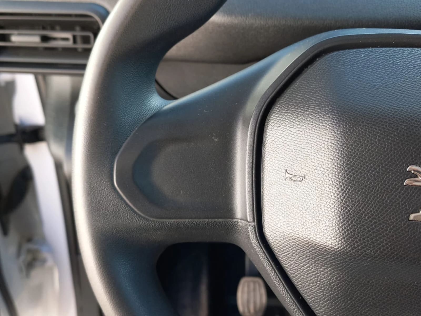 PEUGEOT PARTNER 1.6 HDI 90HP PL AA E5 2024 - Imagen 18 de 20