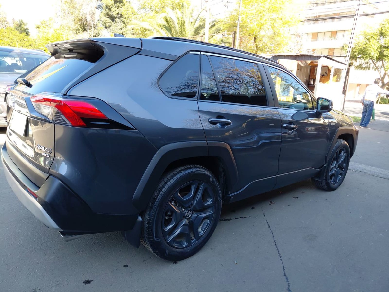 Toyota Rav 4 2.5 Adventure 4x4 At 5p 2022 - Imagen 7 de 8