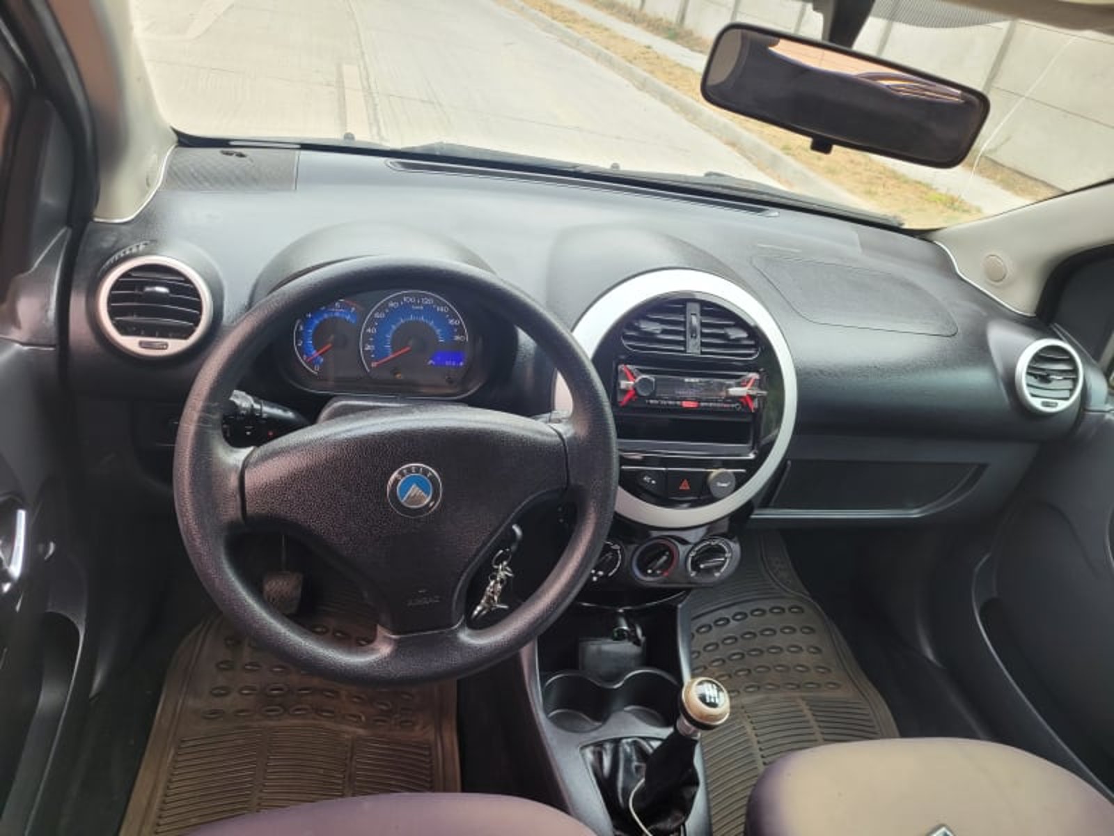 Geely LC 1.0 2016 - Foto 5 de 6