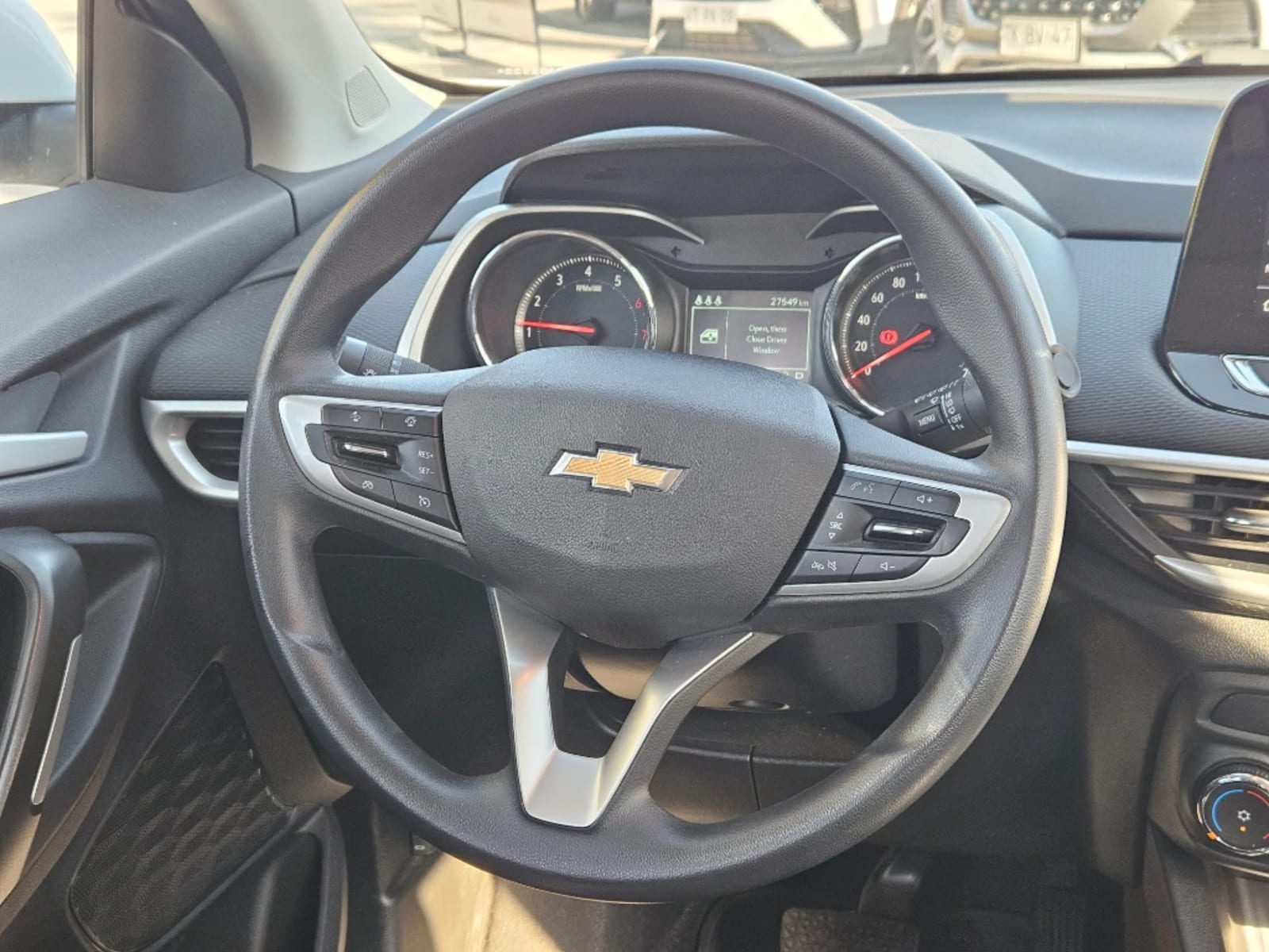 CHEVROLET TRACKER 1.2T LTZ R 4X2 AT 5P 2025 - Imagen 13 de 20