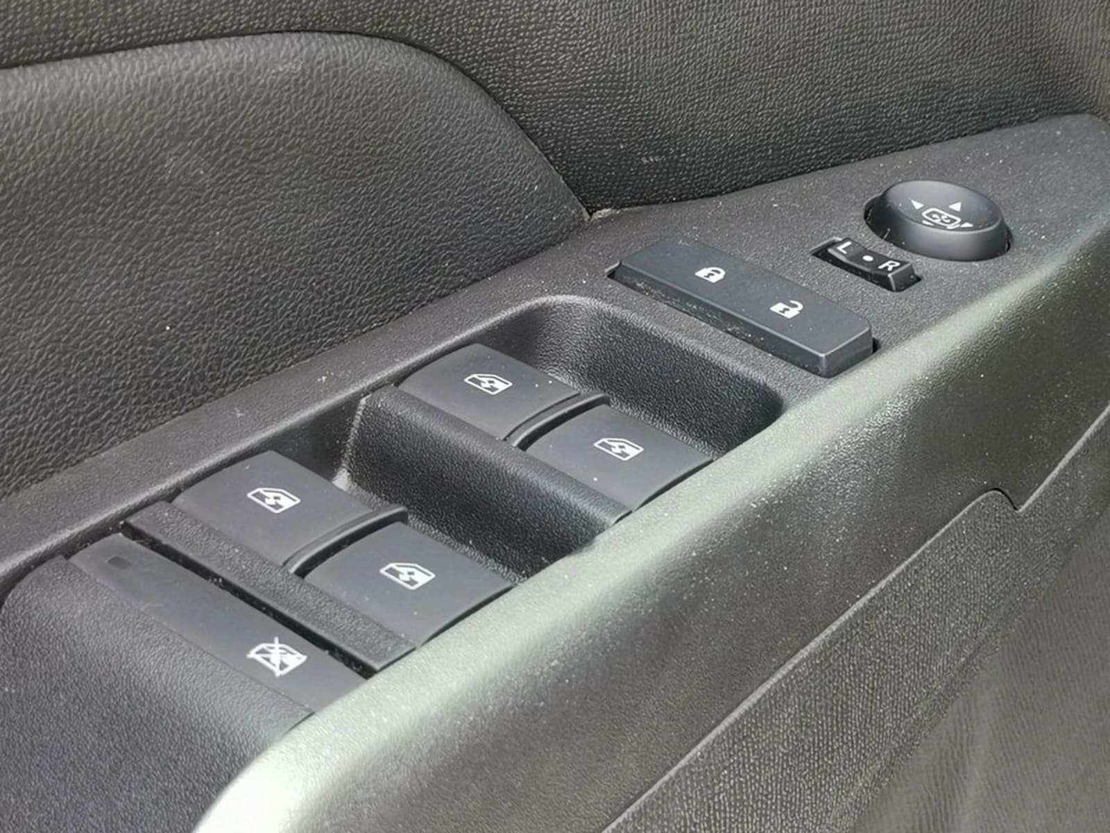 CHEVROLET COLORADO 2.8 WORK TRUCK MT DIESEL 2025 - Imagen 13 de 20