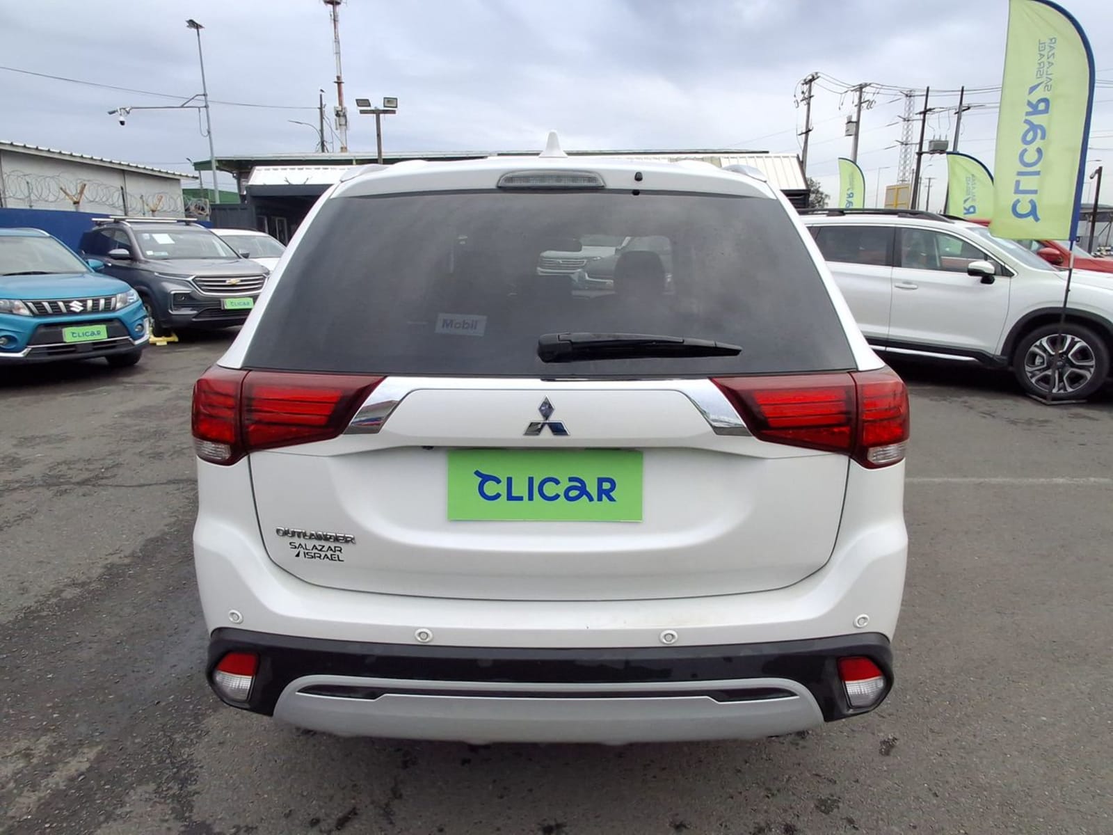 Mitsubishi Outlander 2.0 Glx 4x2 At 5p 2023 - Imagen 6 de 8