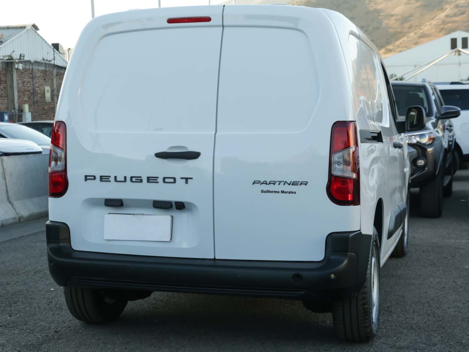 PEUGEOT PARTNER MCA L1 DIESEL 100HP MT 2026 - Imagen 6 de 12