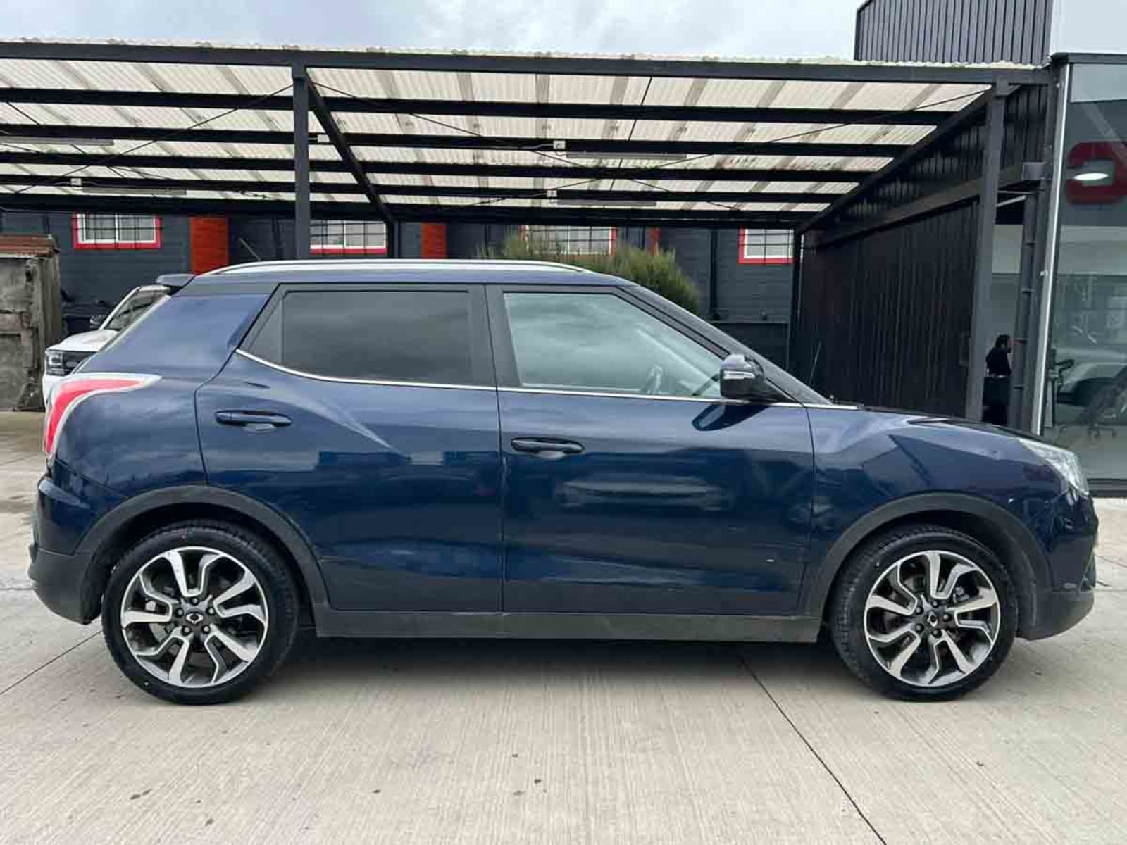 SSANGYONG TIVOLI 1.6 2017 - Imagen 15 de 15