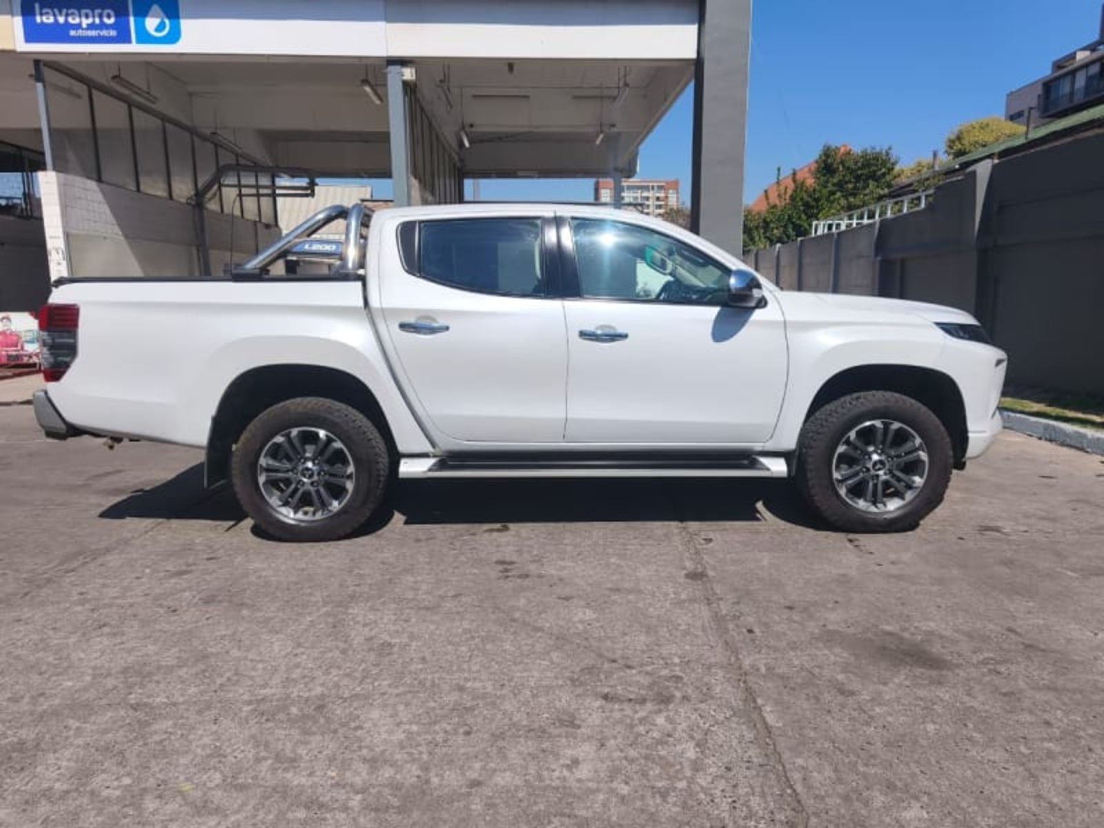 Mitsubishi L-200 2.4 DAKAR CRT MT 4X4 DIESEL 2019 - Foto 3 de 8