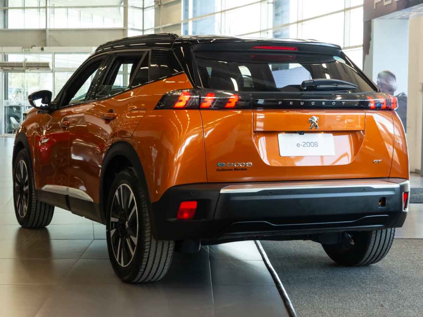 PEUGEOT 2008 GT EV 2025 - Imagen 4 de 20