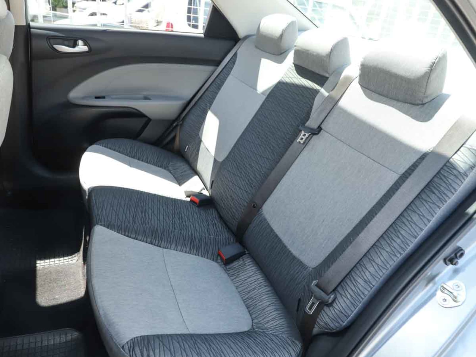 KIA MOTORS SOLUTO LX 1.4 2023 - Imagen 11 de 13