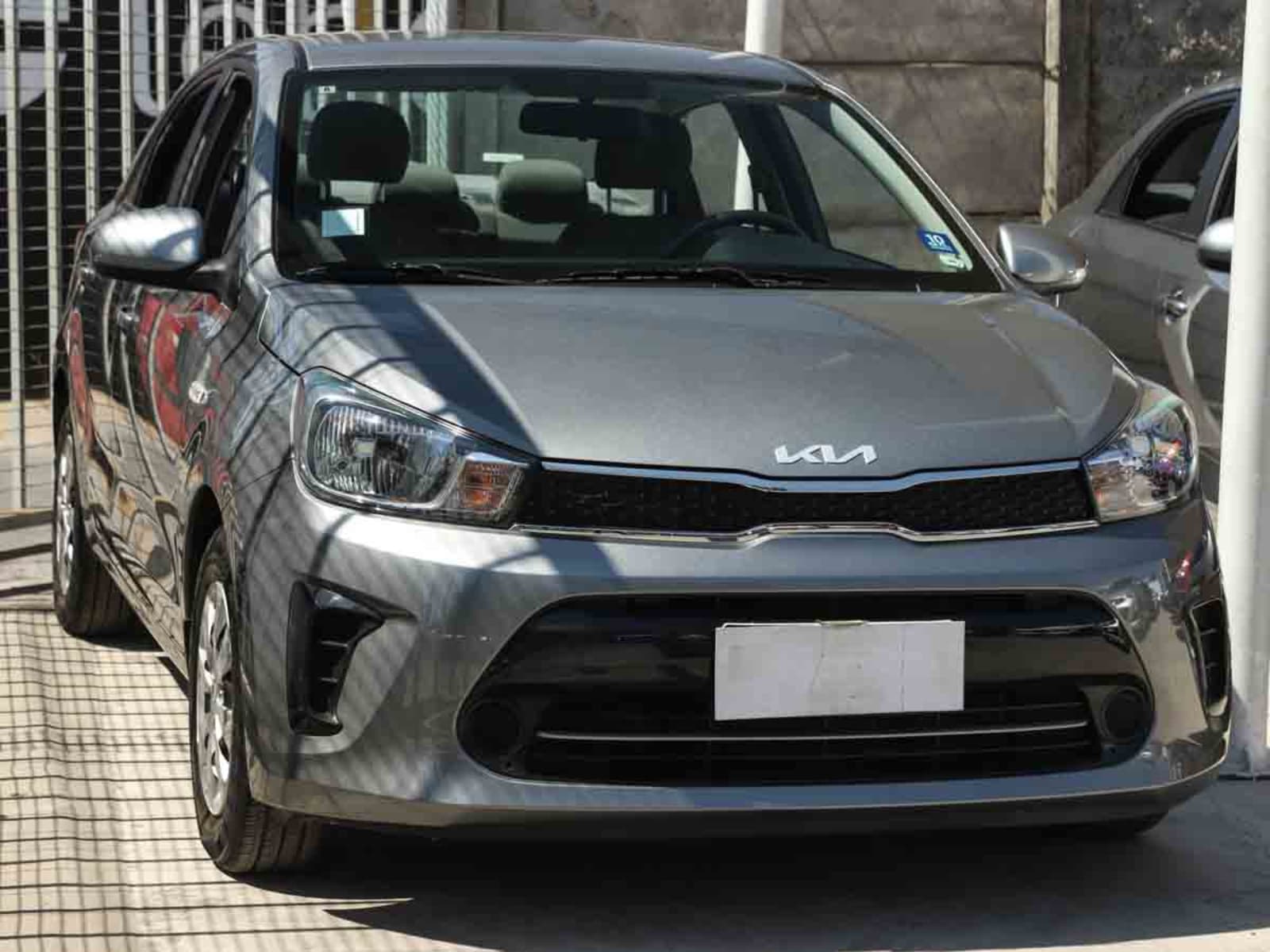 KIA MOTORS SOLUTO LX 1.4 2023 - Imagen 3 de 13