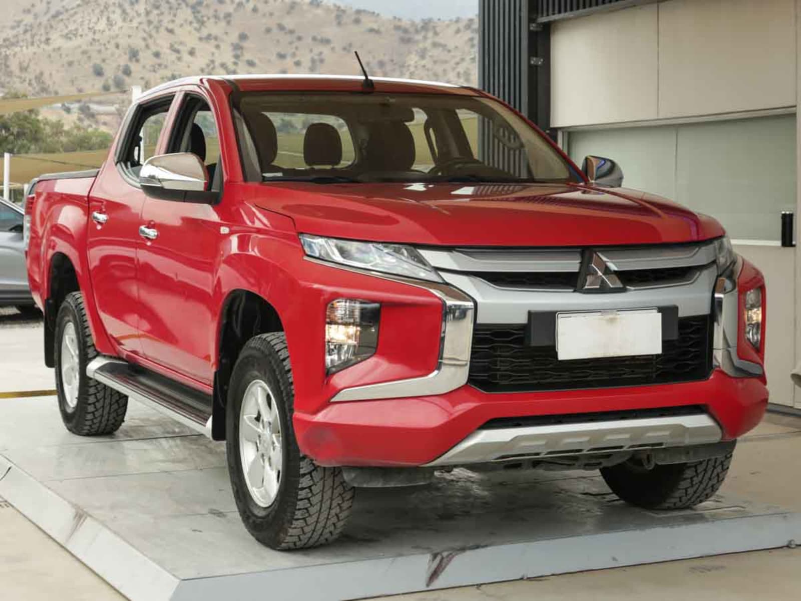MITSUBISHI L-200 NEW KATANA CR MEC 4X2 TD E5 2024 - Imagen 3 de 14