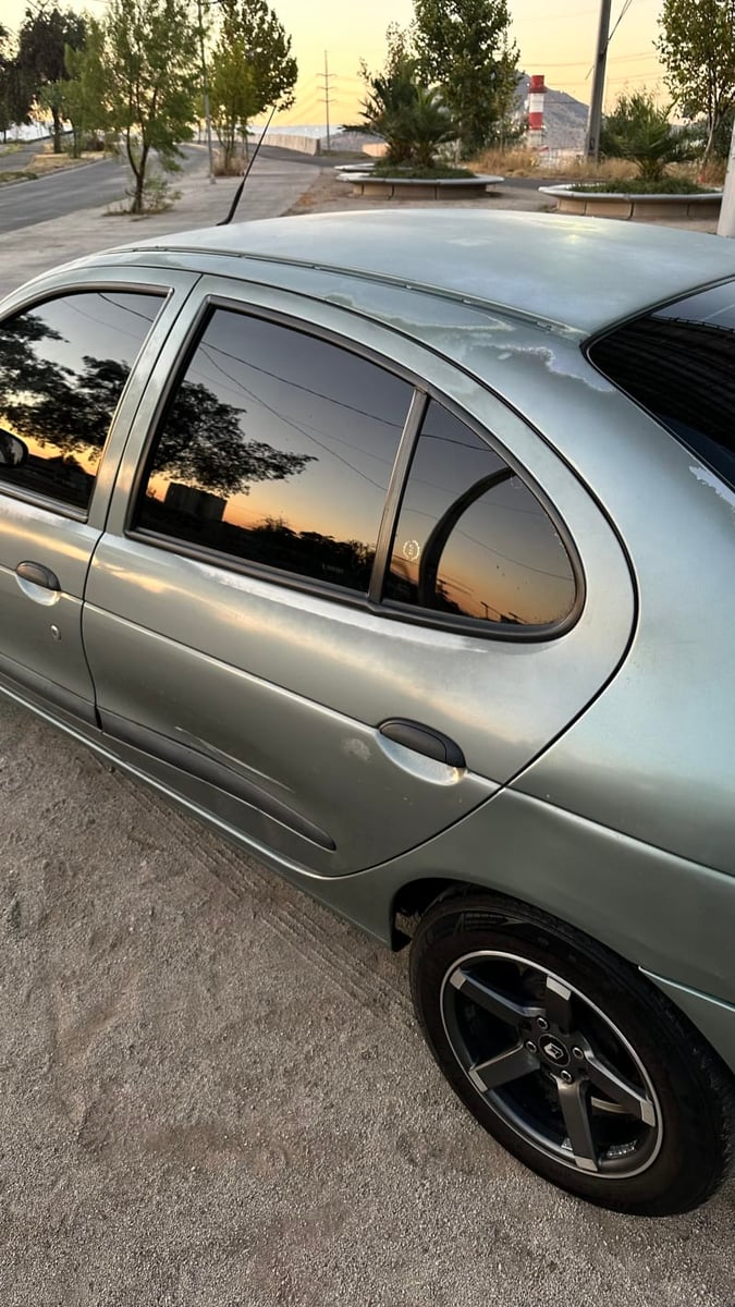 Renault Megane  2001 - Imagen 3 de 8