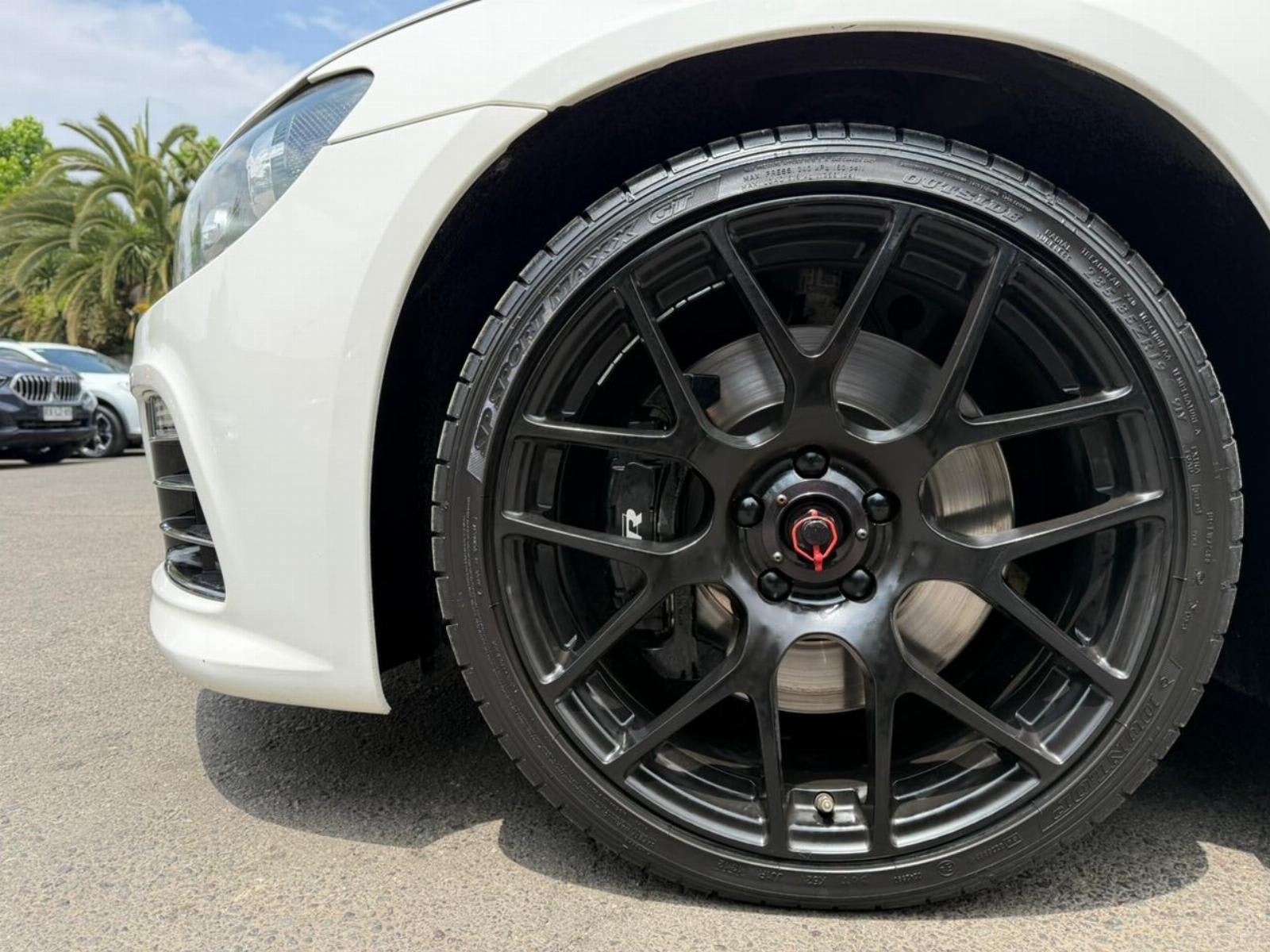VOLKSWAGEN SCIROCCO R CARGRAPHIC 2014 - Imagen 5 de 14