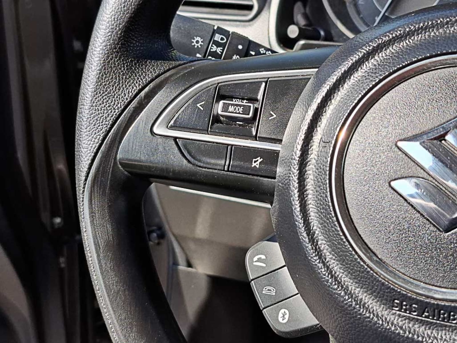 SUZUKI DZIRE (IN) 1.2 GL MT 2024 - Imagen 16 de 20