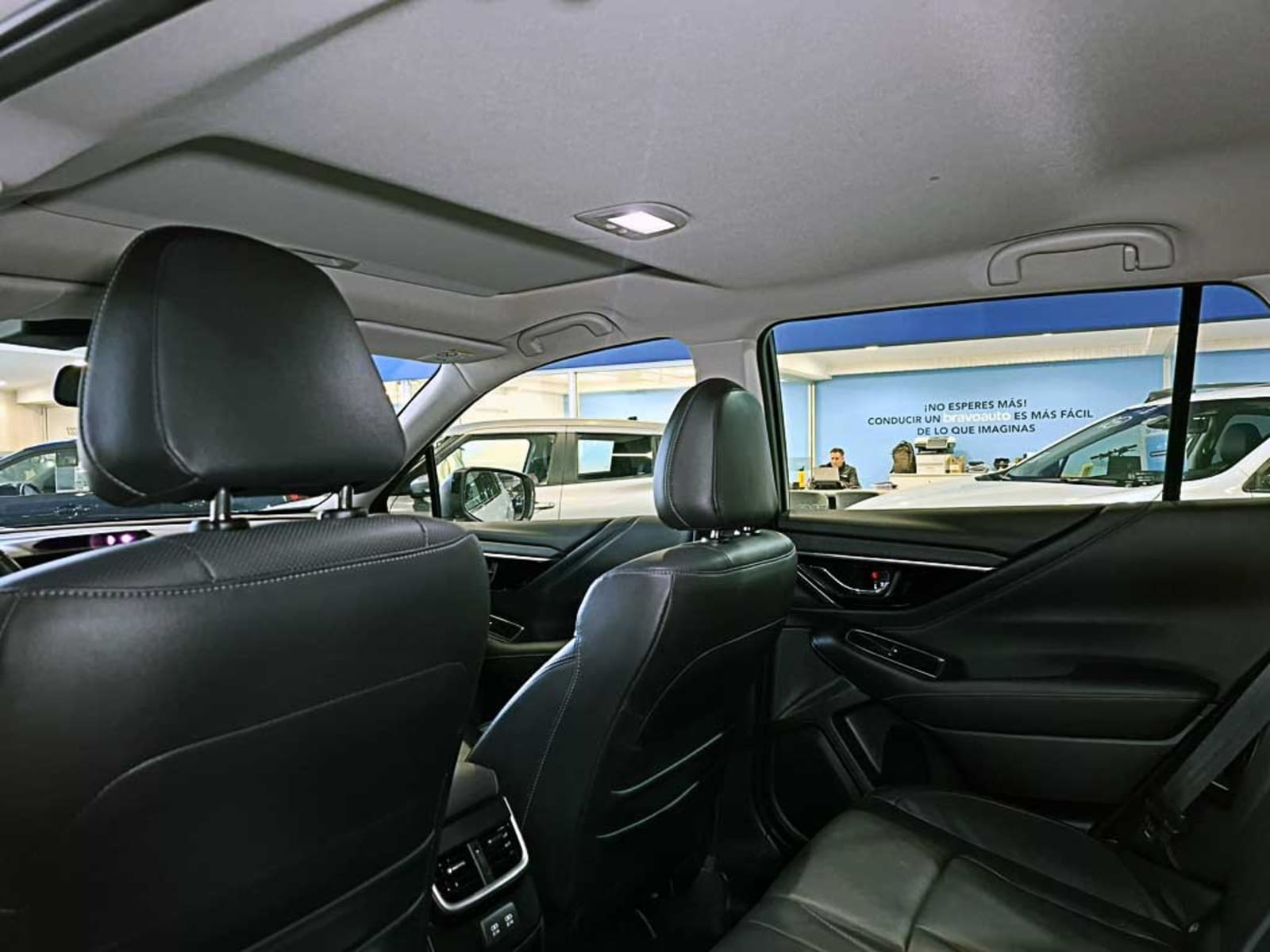 SUBARU OUTBACK (IN) 2.5 TOURING GARDX AT 4X4 2023 - Imagen 15 de 20