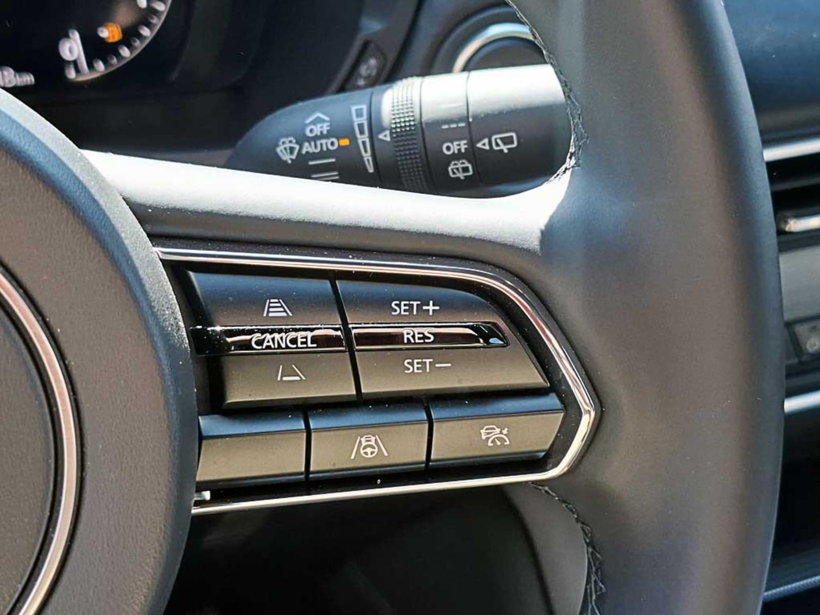 MAZDA CX-90 (IN) 3.3 SIGNATURE AT 4X4 HIBRIDO 2025 - Imagen 18 de 20