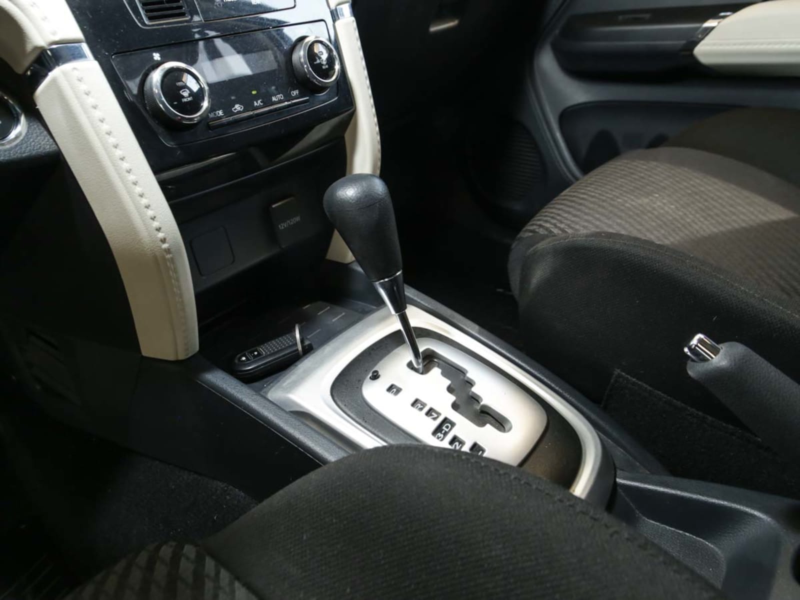 TOYOTA RUSH 1.5 AUT 2022 - Imagen 9 de 14