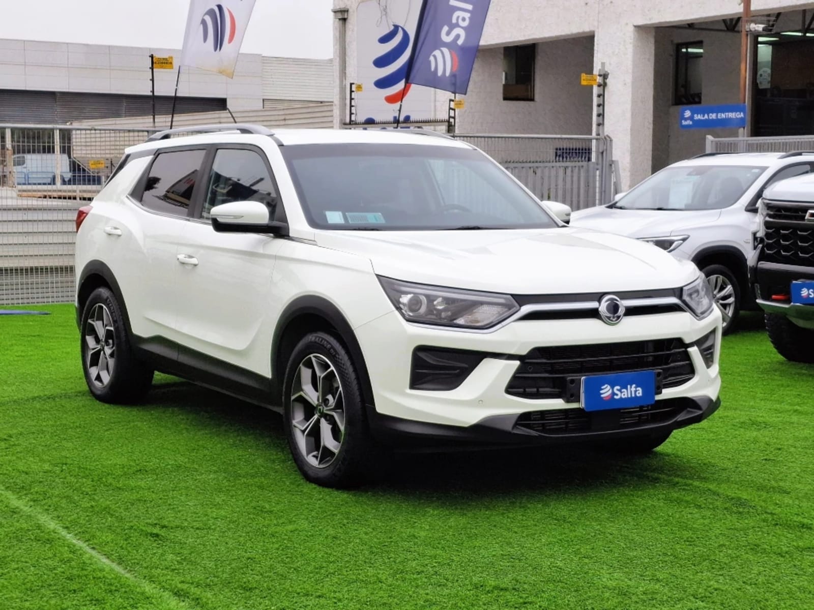 SSANGYONG KORANDO 1.6 GLX CD211 TD DIESEL 4X2 AT 5P 2023 - Imagen 3 de 20