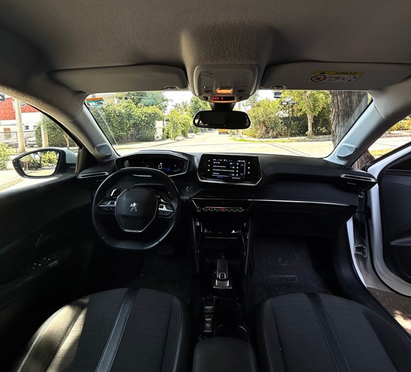 Peugeot 208 2021 - Imagen 6 de 8