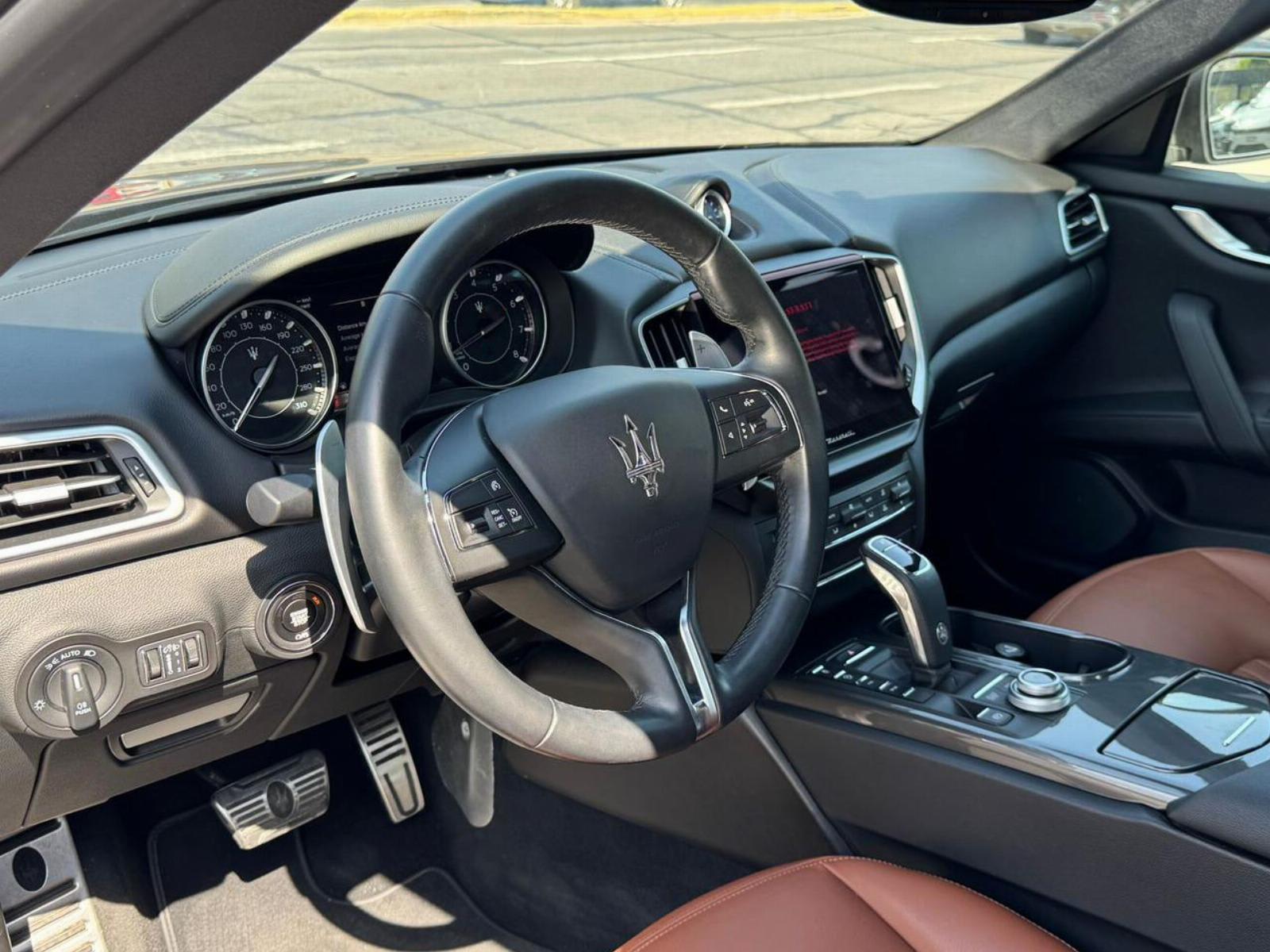 MASERATI GHIBLI GT HIBRIDO 2022 - Imagen 8 de 19
