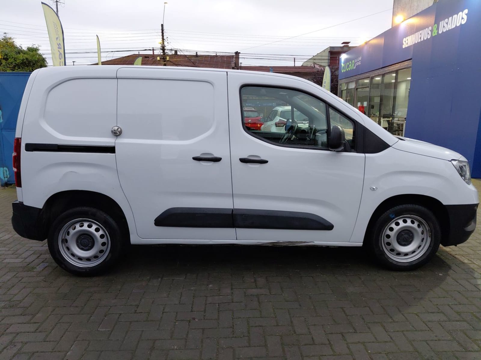 Opel Combo 1.6t Combo Diesel 4x2 Mt 5p 2024 - Imagen 8 de 8