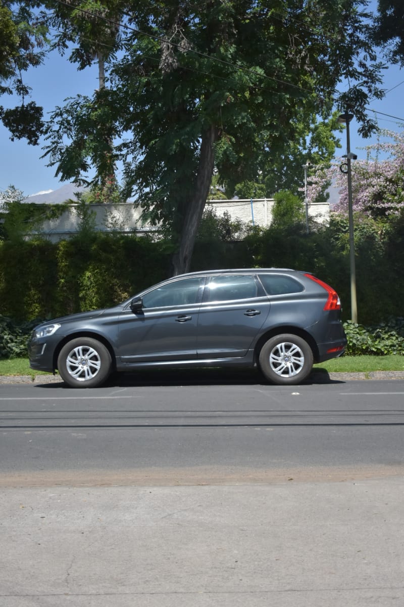 Volvo XC 60 2016 - Imagen 3 de 8