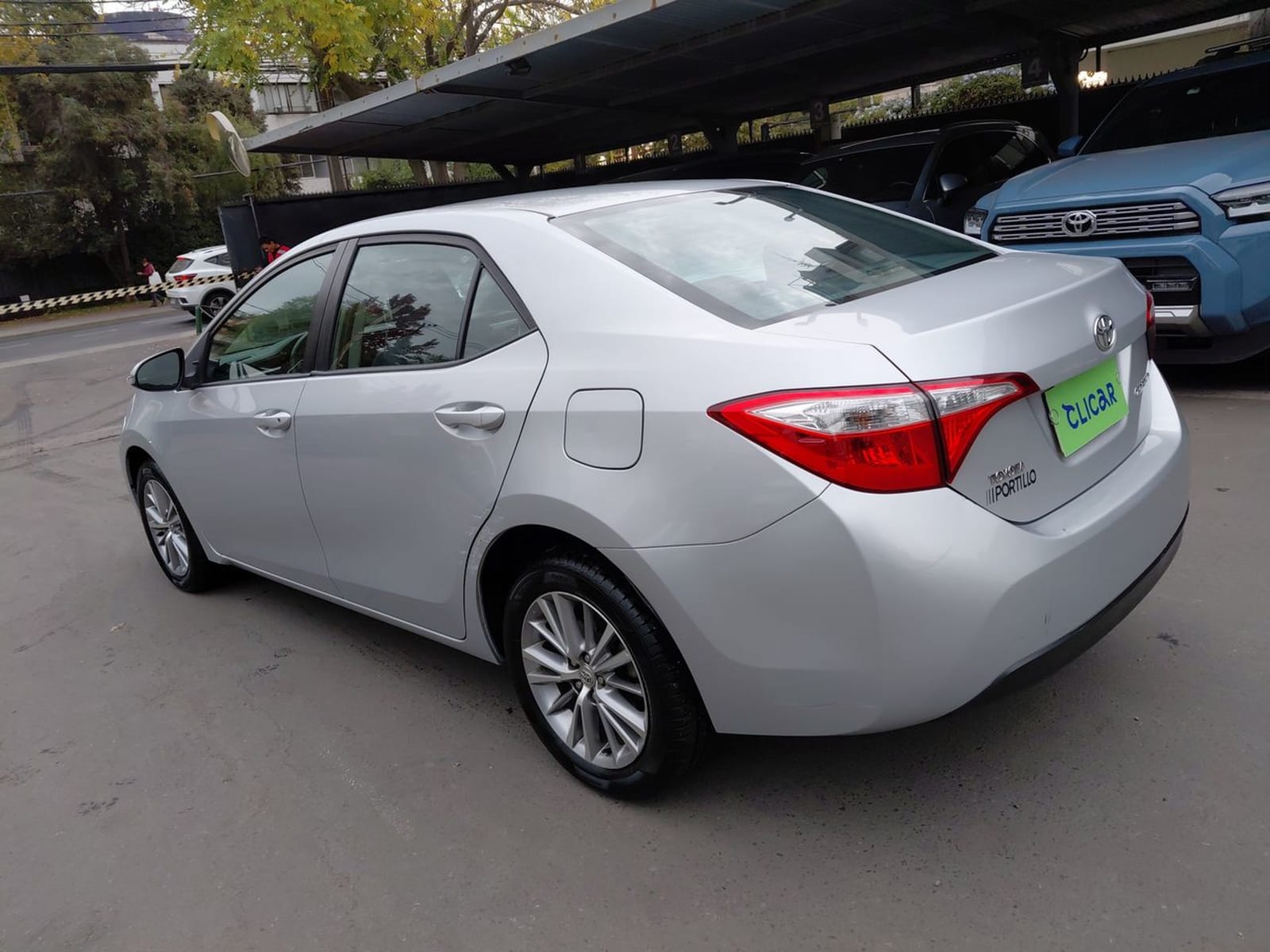 Toyota Corolla 1.8 Gli 4x2 Vg0 Cvt At 4p 2015 - Imagen 5 de 8