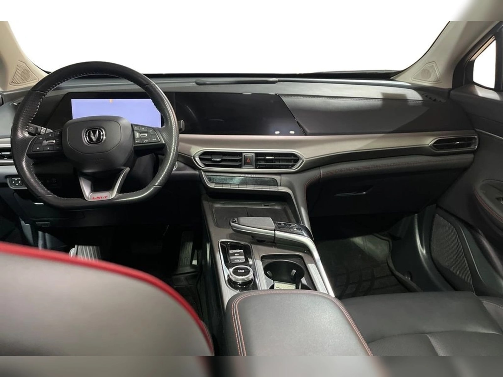 CHANGAN UNI-T 1.5 ELITE AT 2024 - Imagen 14 de 18