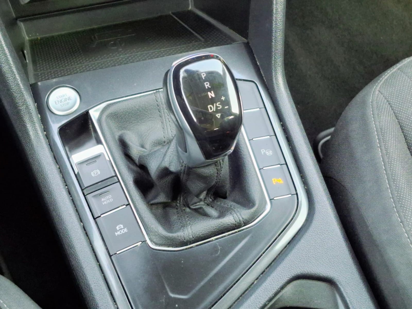 VOLKSWAGEN TIGUAN 1.4 TSI COMFORTLINE 4X2 AT 5P 2023 - Imagen 17 de 20