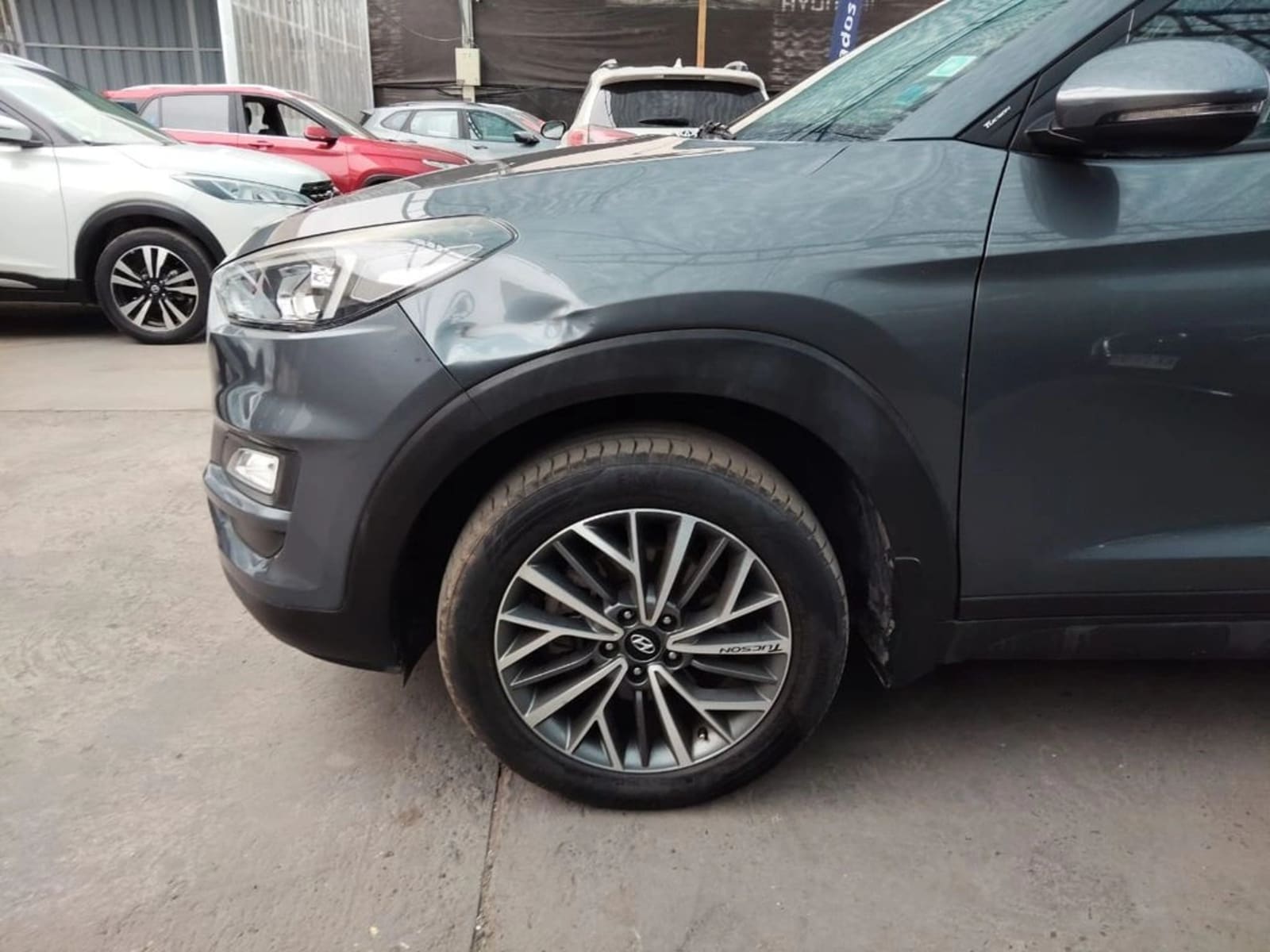 HYUNDAI TUCSON 2.0 VALUE 2WD FL MT 5P 2019 - Imagen 6 de 18