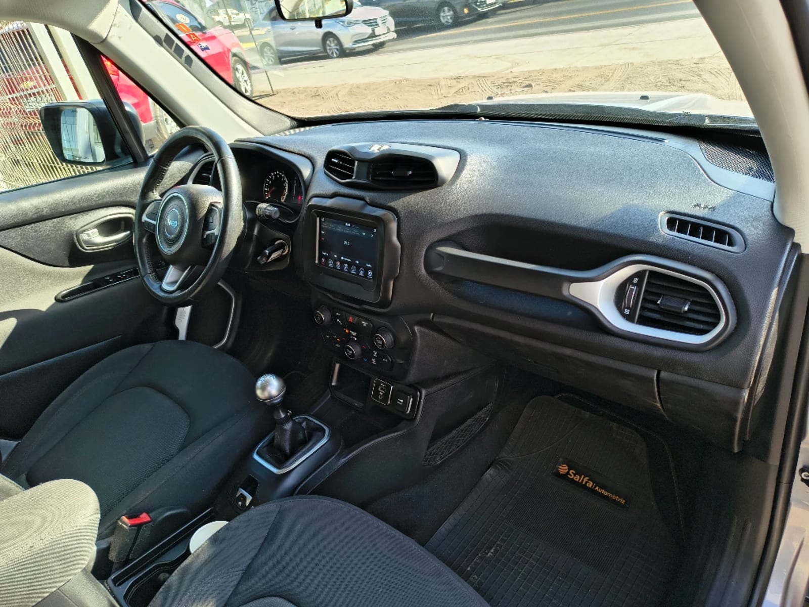 JEEP RENEGADE 1.8 SPORT 4X2 MT 5P 2022 - Imagen 20 de 20