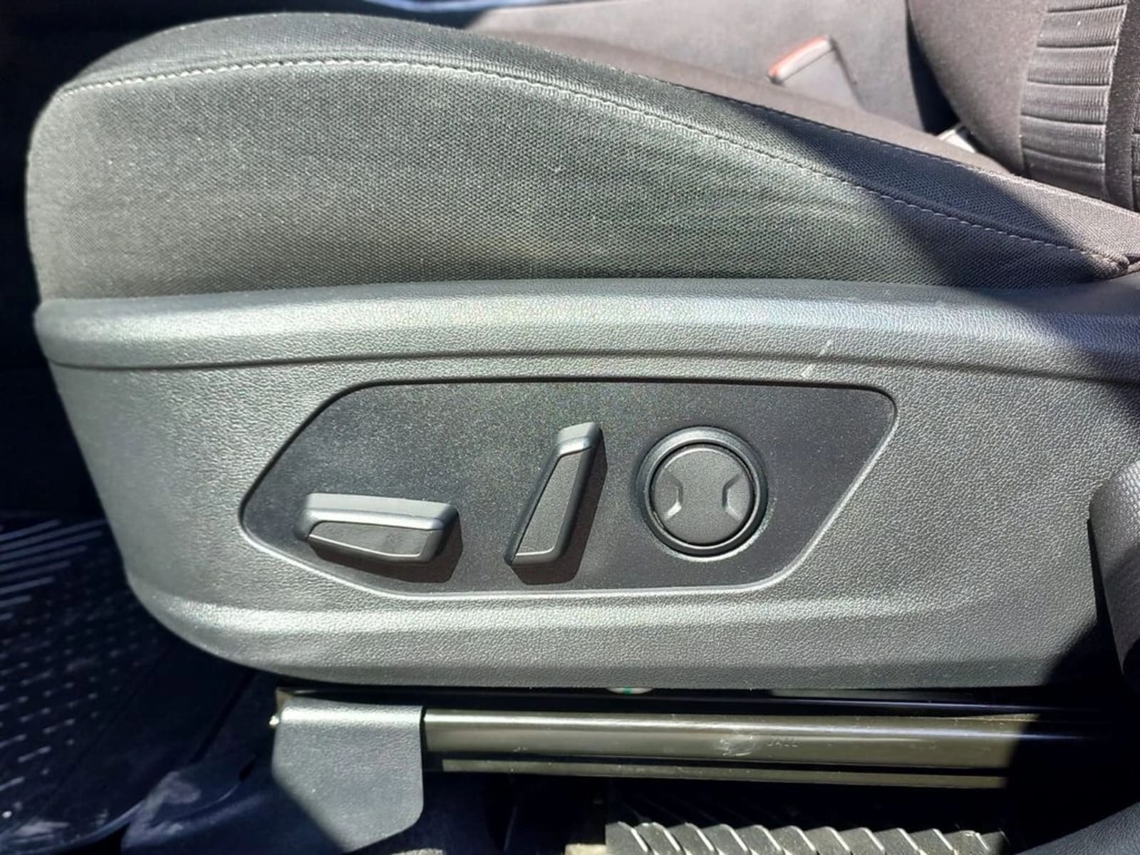 KIA SORENTO 2.5 EX GSL 2WD AT6 5P 2022 - Imagen 14 de 20