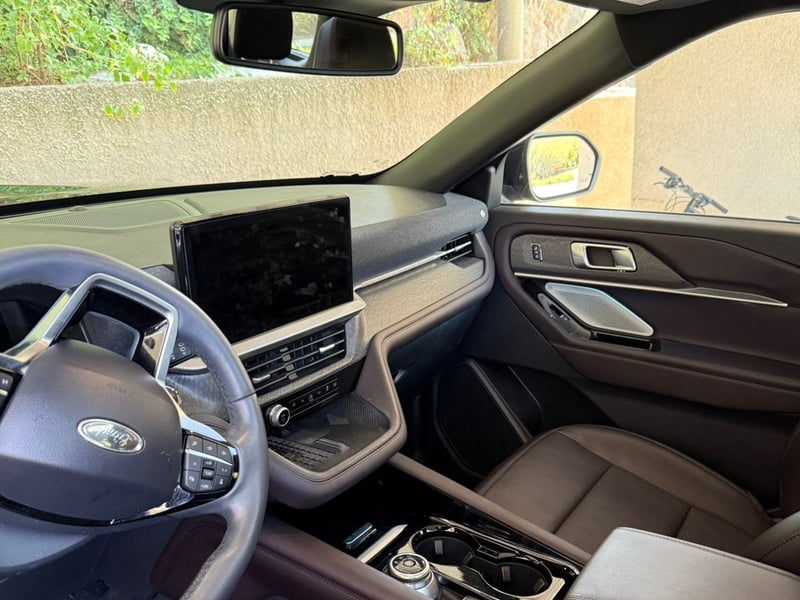 Ford 2.3 ECOBOOST PLATINUM 2025 - Imagen 6 de 6
