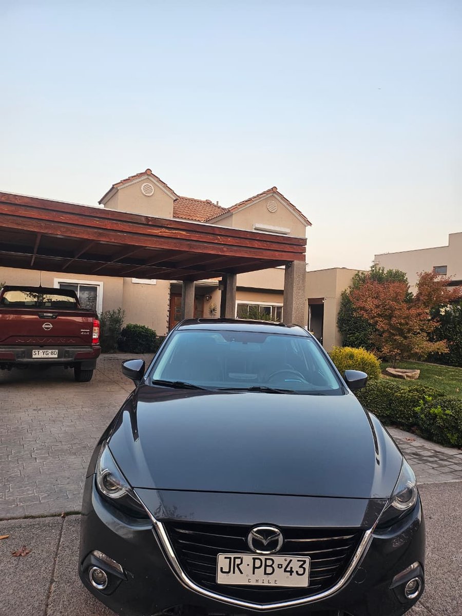 Mazda 3 2.5 GT 4X2 SDN SR AUD 2017 - Imagen 6 de 8