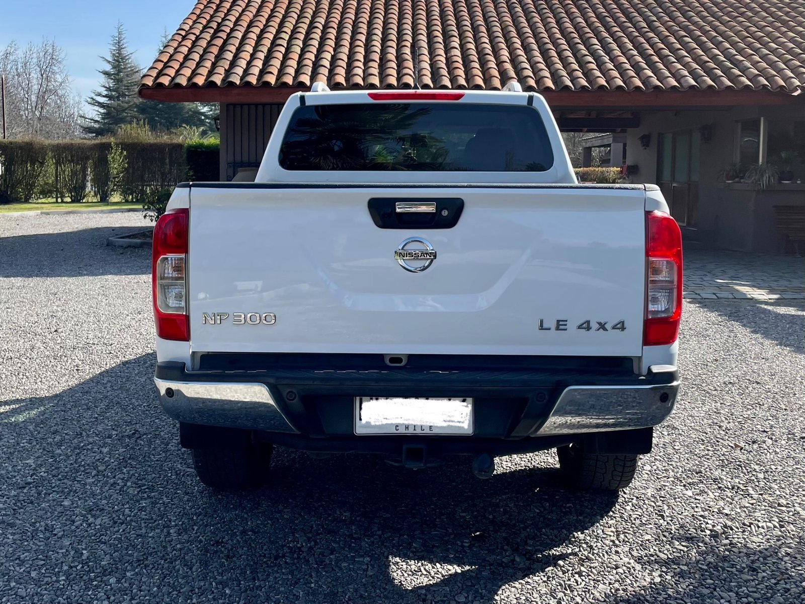 Nissan NP300 DCAB 2.3D 2016 - Foto 2 de 8