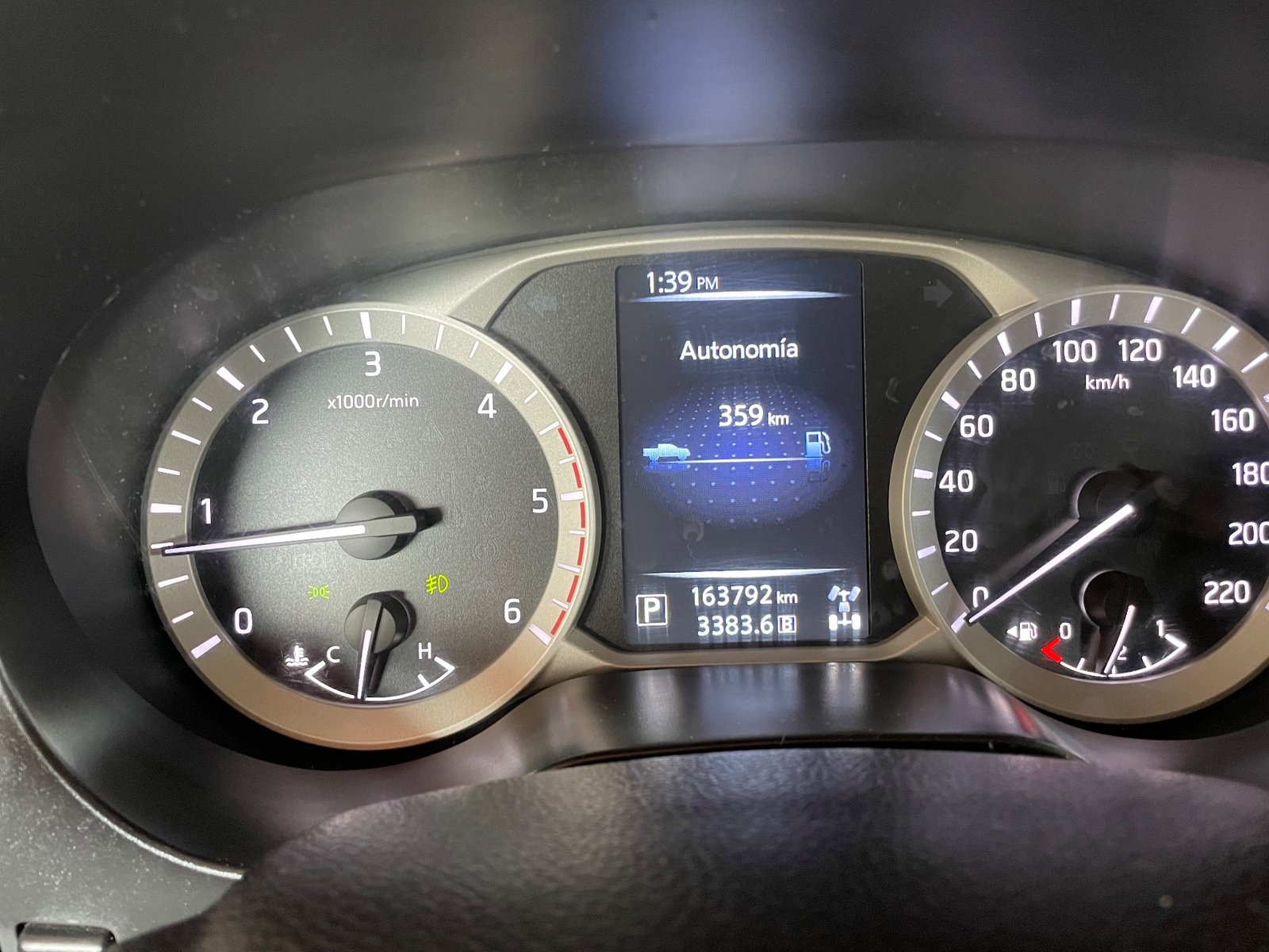 Nissan NP300 DCAB 2.3D 2016 - Imagen 7 de 8