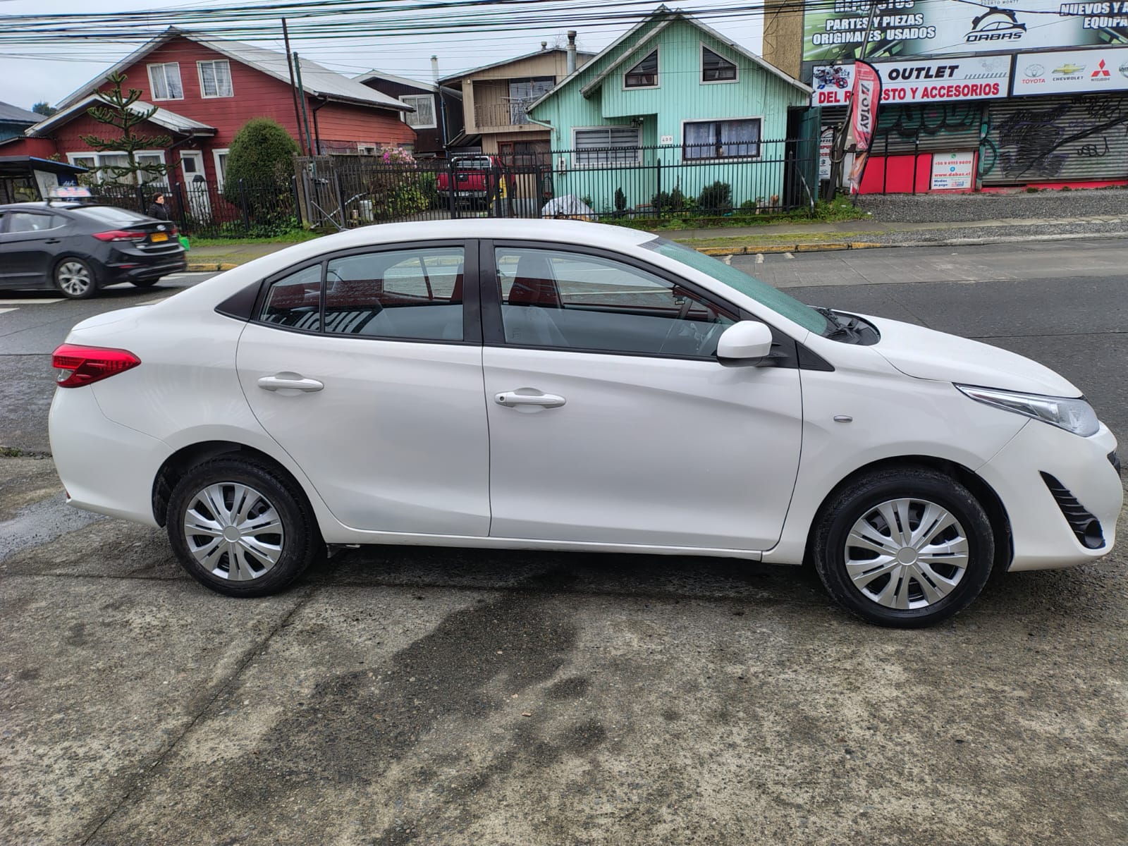 Toyota yaris 2019 - Imagen 3 de 8