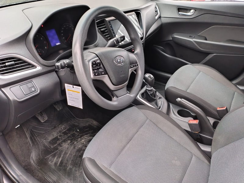 Hyundai accent 2023 - Imagen 6 de 7