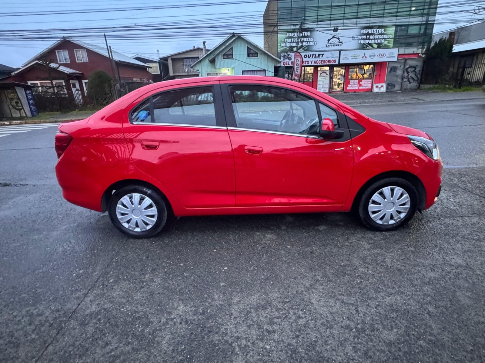 Chevrolet spark sedan  2021 - Foto 3 de 7