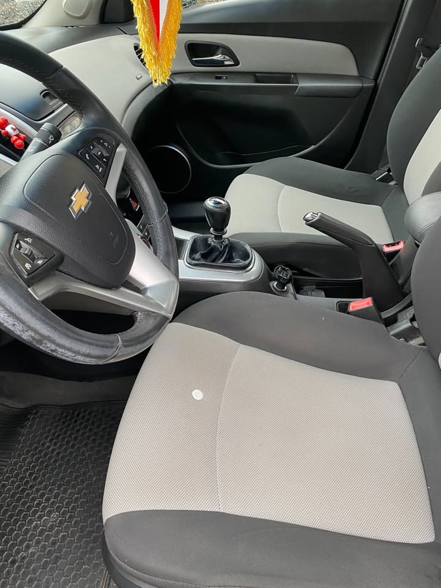 Chevrolet CRUZE CRUZE II LS 1.8 2014 - Imagen 7 de 8