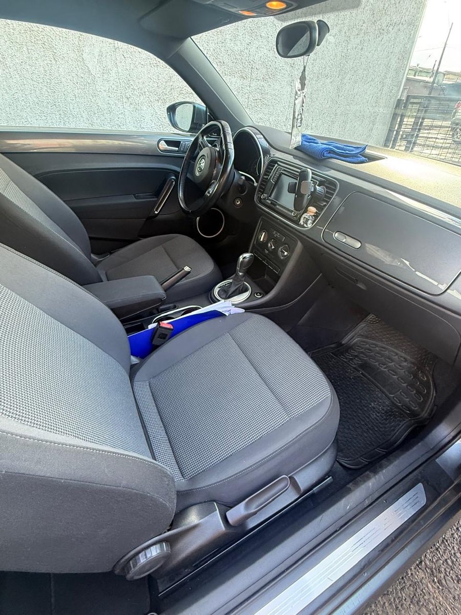 Volkswagen BEETLE DESIGN 1.4 2016 - Foto 5 de 8