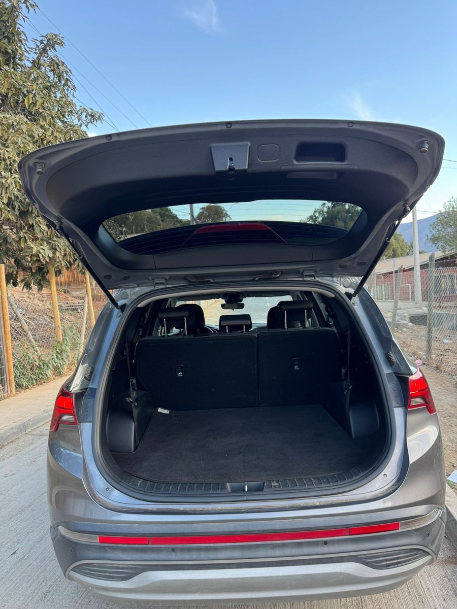 Hyundai SANTA FE 2.2 CRDI 8DCT 2023 - Imagen 5 de 6