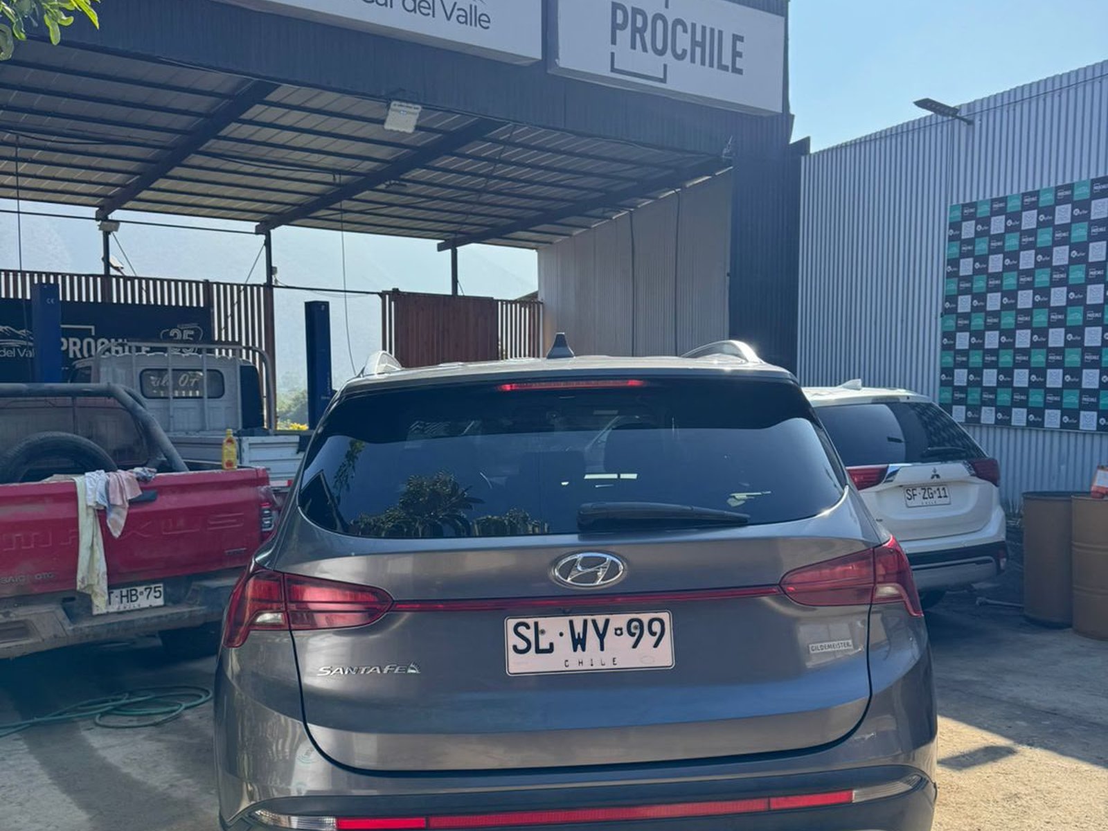 Hyundai SANTA FE 2.5 VALUE FL AT 4X4 2023 - Foto 2 de 7