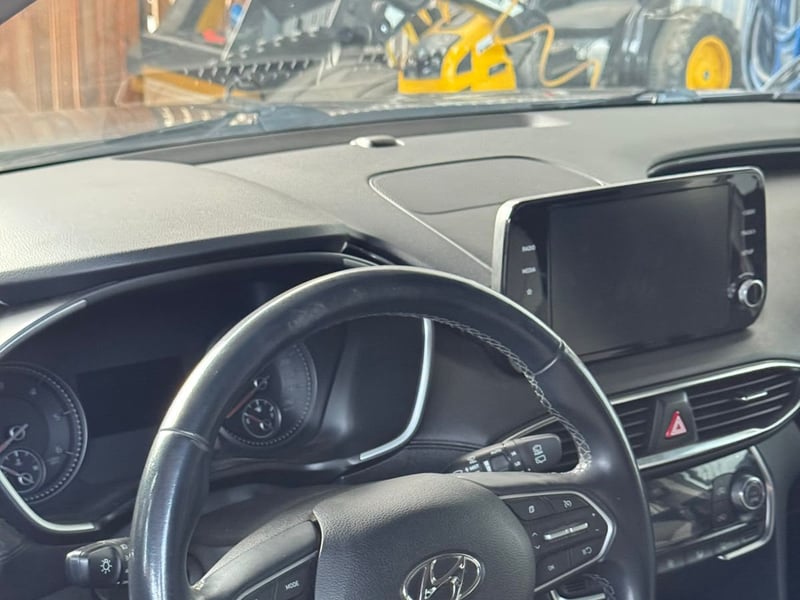 Hyundai SANTA FE 2.5 VALUE FL AT 4X4 2023 - Imagen 4 de 7