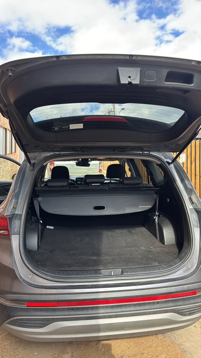 Hyundai SANTA FE 2.5 VALUE FL AT 4X4 2023 - Imagen 5 de 7