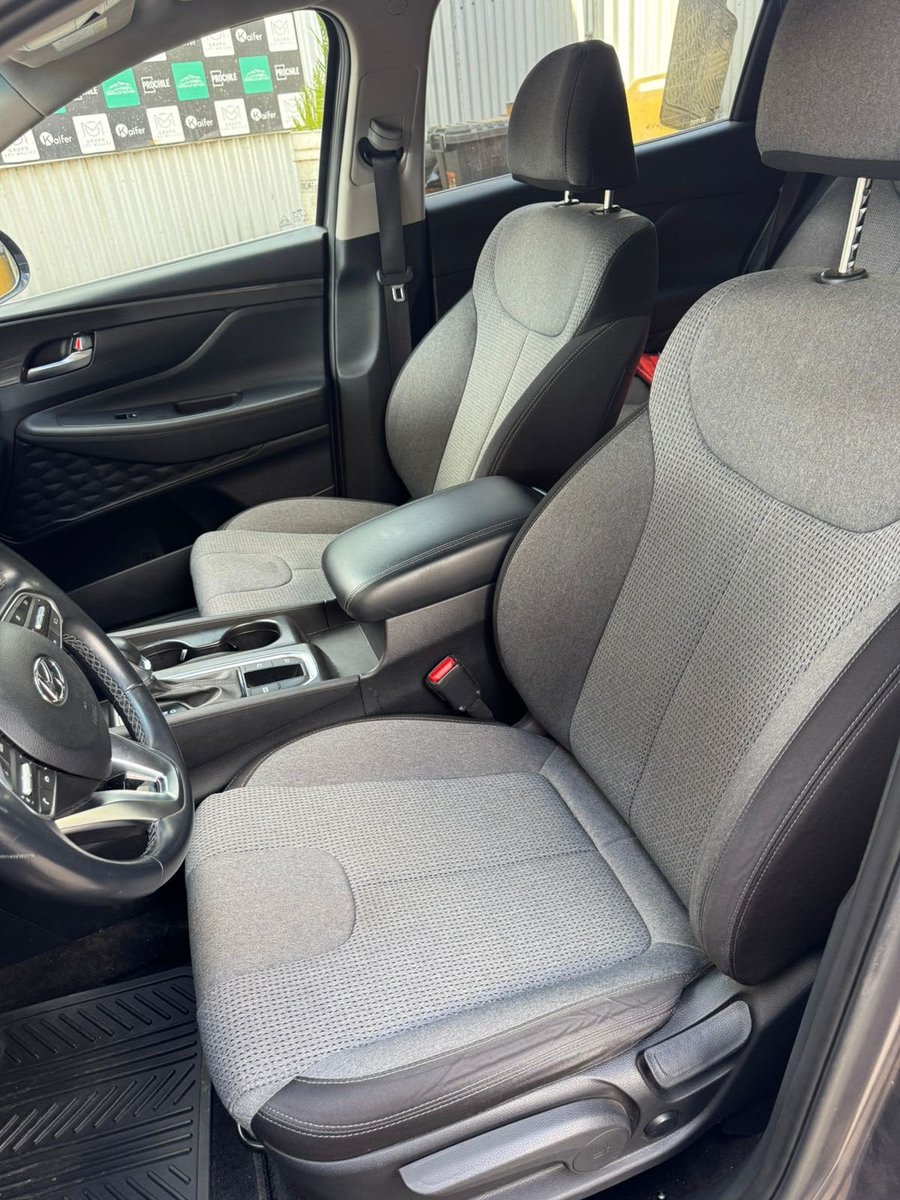 Hyundai SANTA FE 2.5 VALUE FL AT 4X4 2023 - Imagen 6 de 7