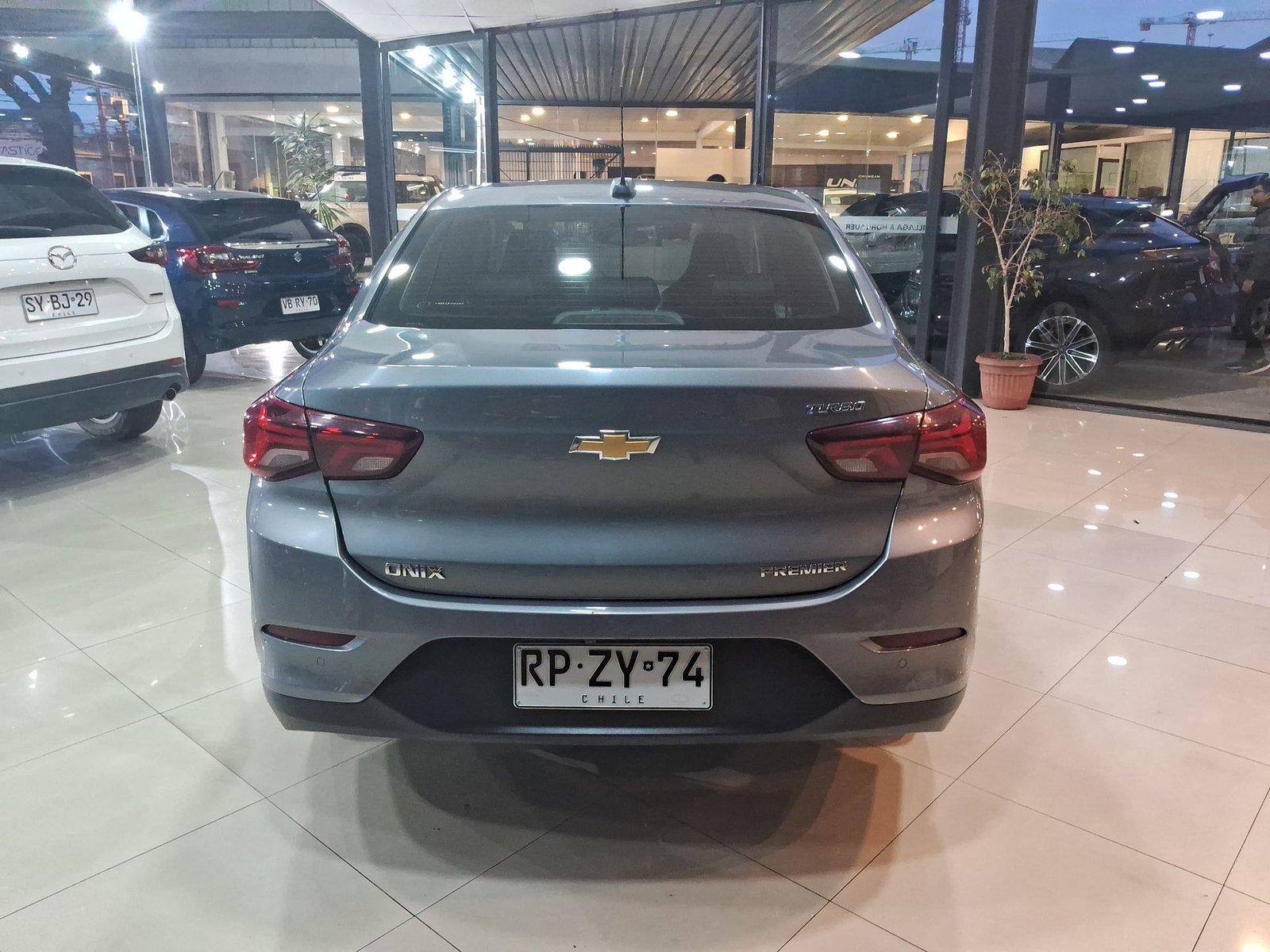 Chevrolet ONIX PREMIER 1.0T AUTOMÁTICA 2022 - Foto 2 de 8