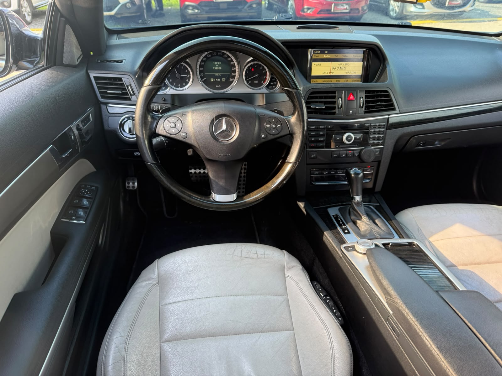Mercedes-Benz E sedan 2011 - Imagen 6 de 6