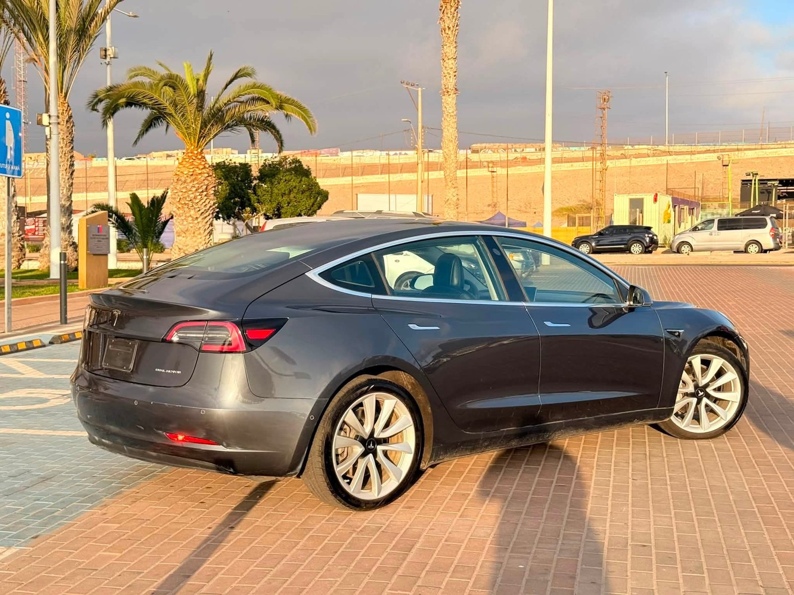 Tesla 3 2019 - Foto 3 de 6